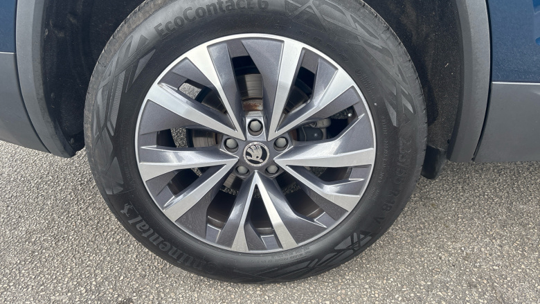 Skoda Kodiaq 1.5 TSI SE Drive 5dr DSG [7 Seat] Petrol Estate